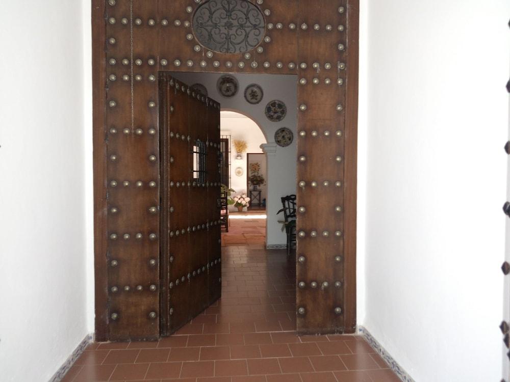 Hostal Gran Capitan Chipiona Esterno foto