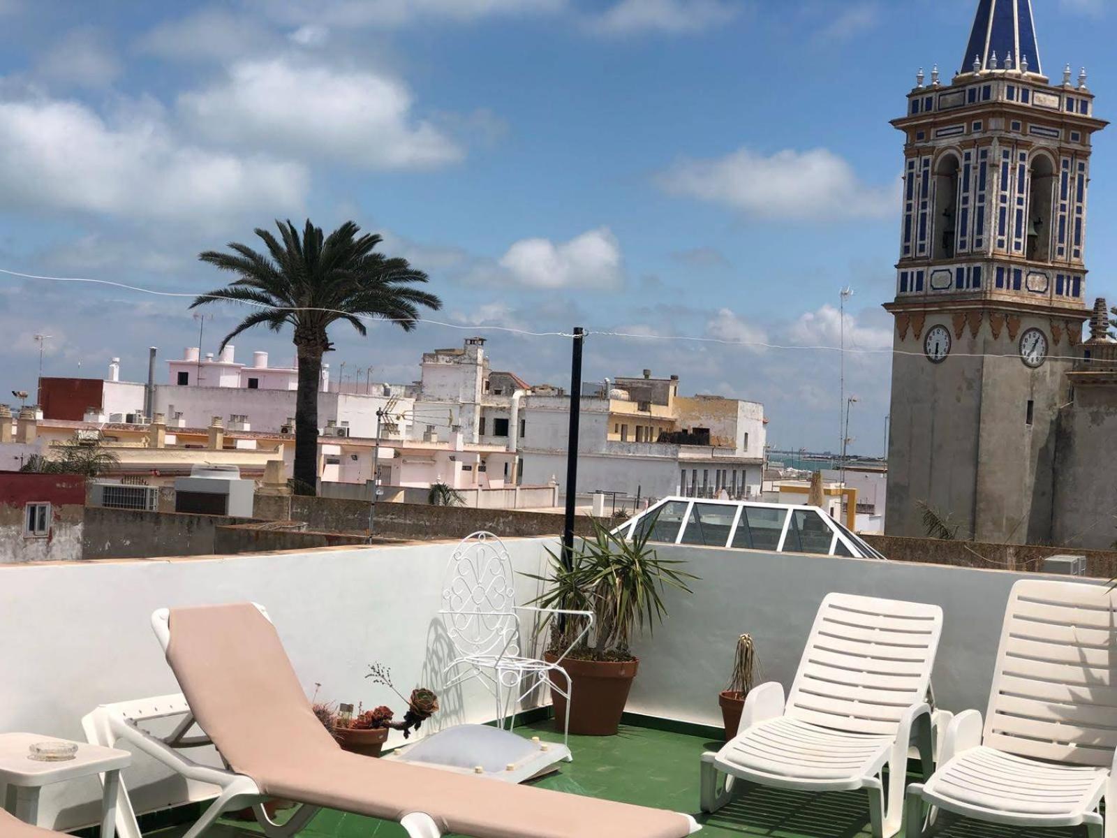 Hostal Gran Capitan Chipiona Esterno foto