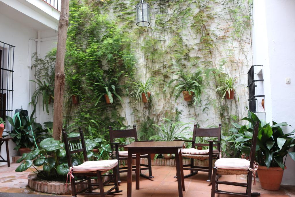 Hostal Gran Capitan Chipiona Esterno foto